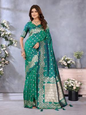 Rama Green Woven Silk Blend Saree With Blouse 1
