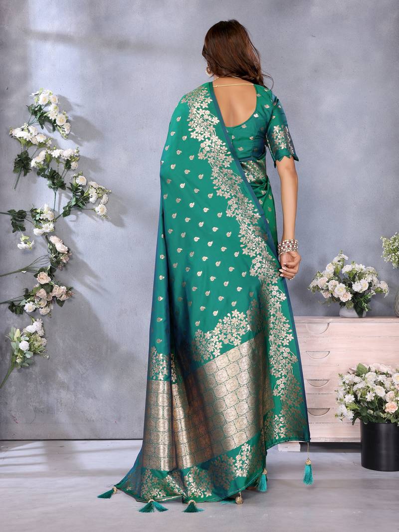 Rama Green Woven Silk Blend Saree With Blouse