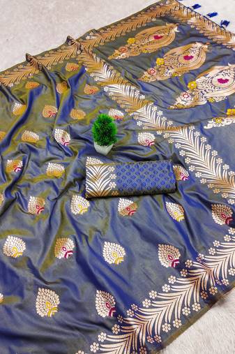 Grey Banarasi Silk blend Rich Pallu Saree