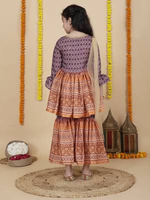Girls wedding wear angrakha kurta & sharara set 4