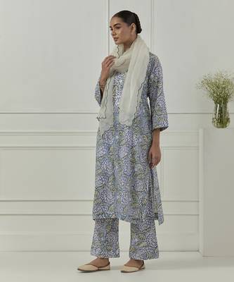 Blue floral printed cotton kurta set 3