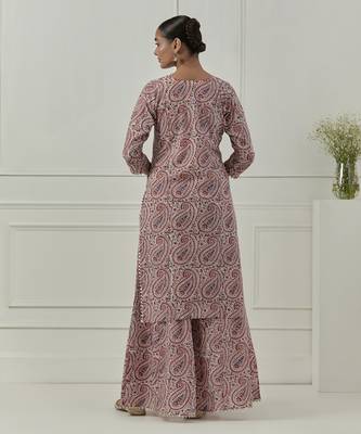 Maroon cotton floral printed kurta set 4