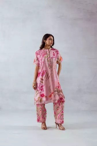 Pink chiffon printed fio set