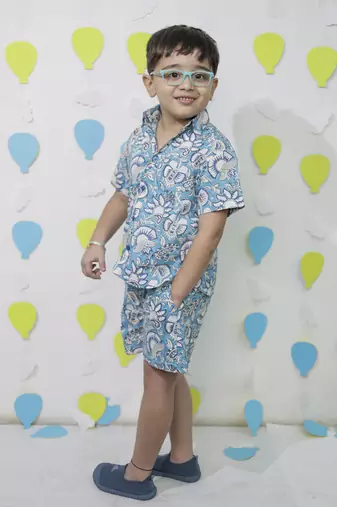 Blue cotton floral printed shirt and pant for boys