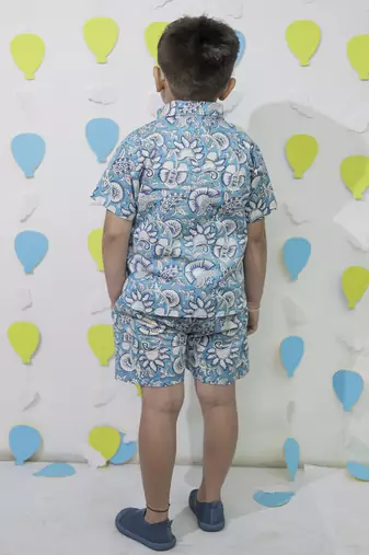 Blue cotton floral printed shirt and pant for boys
