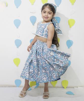 Blue cotton floral printed skirt and top for girls 3