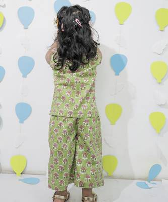 Green cotton floral printed shirt and pant for girls 5