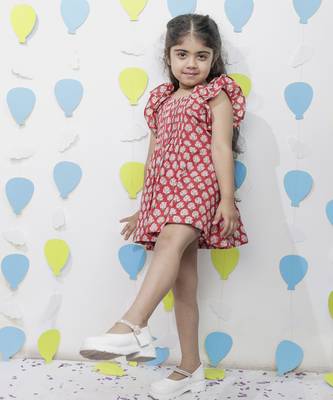 Red cotton floral printed dresses for girls 3