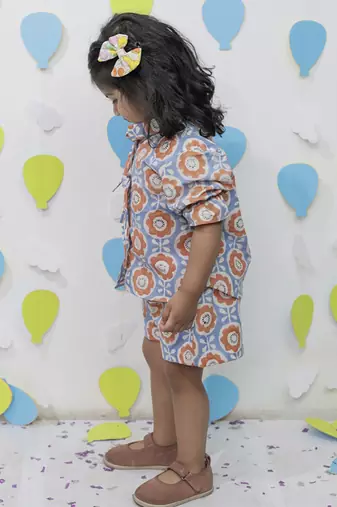 Multicolor cotton floral printed shirt and pant for girls