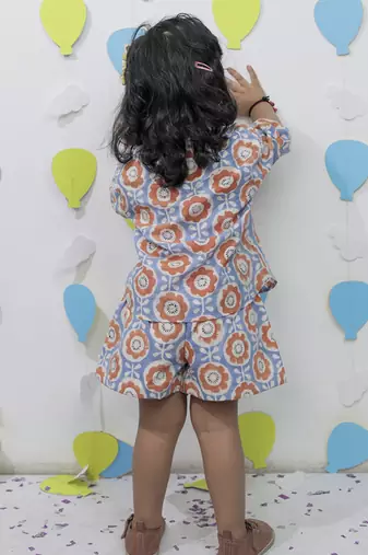 Multicolor cotton floral printed shirt and pant for girls