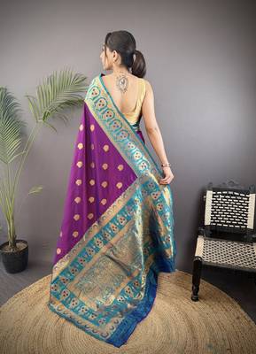 violet silk blend butti zari weaving constrast pallu banarasi saree 4