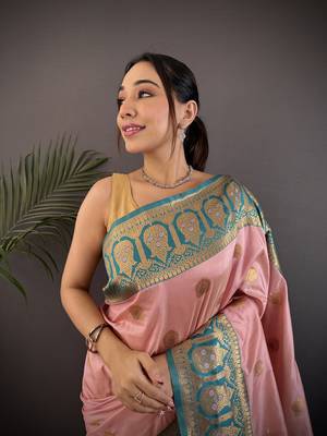 baby pink silk blend butti zari weaving constrast pallu banarasi saree 3