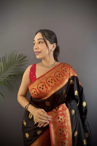 black silk blend butti zari weaving constrast pallu banarasi saree