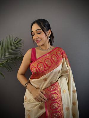 white silk blend butti zari weaving constrast pallu banarasi saree 3