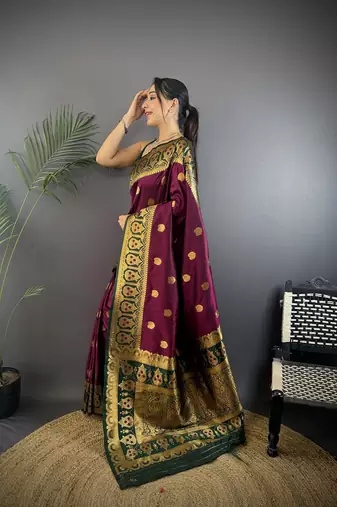 burgundy silk blend butti zari weaving constrast pallu banarasi saree