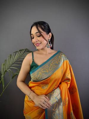 orange silk blend peacock pattern zari weaving contrast border banarasi saree 3