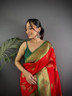red silk blend peacock pattern zari weaving contrast border banarasi saree 3