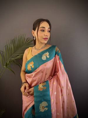 light pink silk blend butti zari weaving contrast weaving border banarasi saree 3