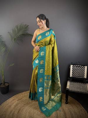 light green silk blend butti zari weaving contrast weaving border banarasi saree 1