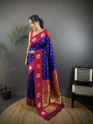navy blue silk blend butti zari weaving contrast weaving border banarasi saree 1