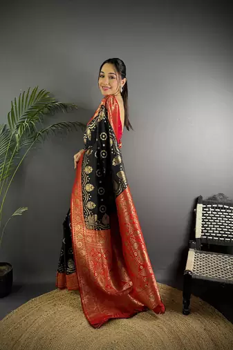 black silk blend butti zari weaving contrast weaving border banarasi saree