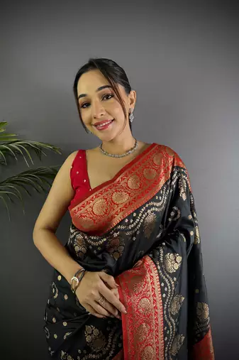 black silk blend butti zari weaving contrast weaving border banarasi saree