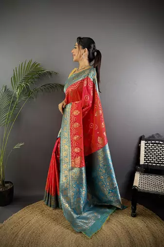 pink silk blend butti zari weaving contrast weaving border banarasi saree