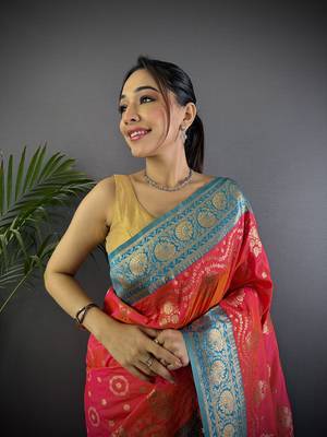 pink silk blend butti zari weaving contrast weaving border banarasi saree 3
