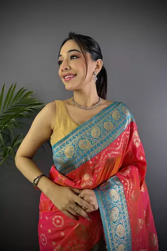 pink silk blend butti zari weaving contrast weaving border banarasi saree