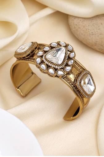 White color american diamond bracelet with graceful minimalist aesthetic