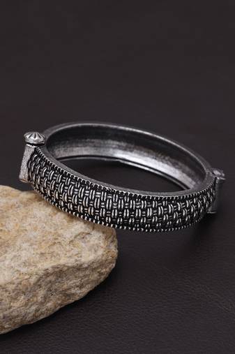 Silver color openable oxidised bracelet for elegant ethnic daily styling