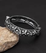 Graceful silver color openable oxidised bracelet with intricate handcrafted details