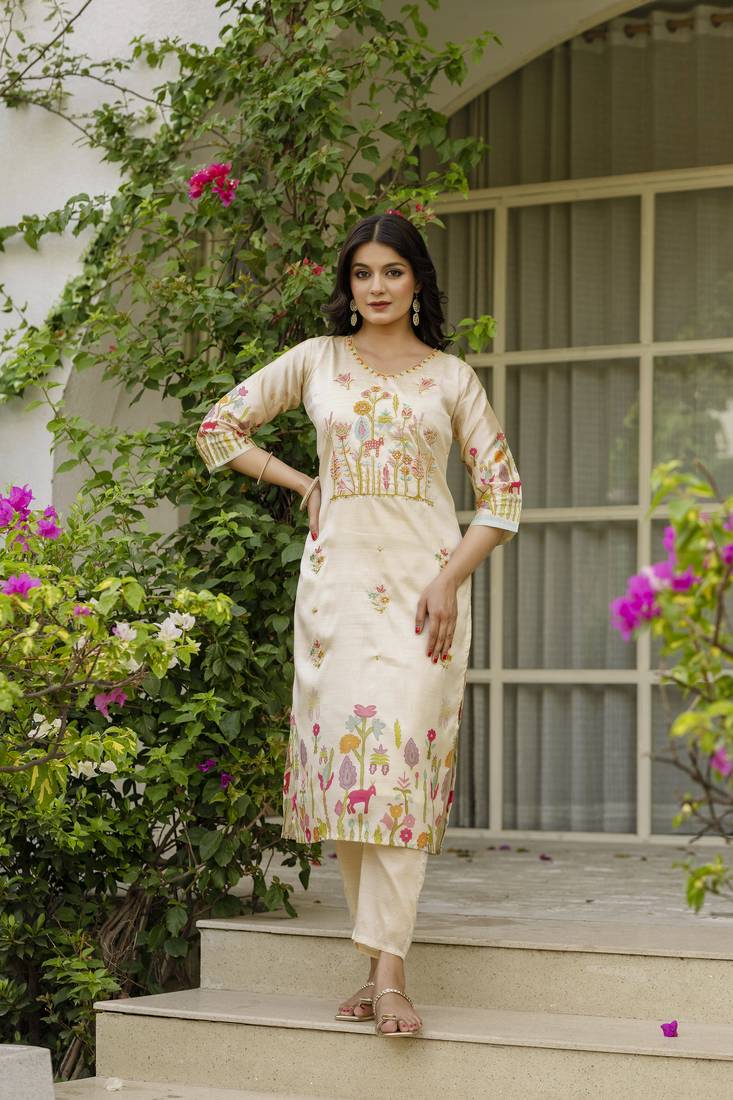 Women's Beautiful Viscose Assam Silk Embroidered Straight Kurta with Pant And Dupatta Set