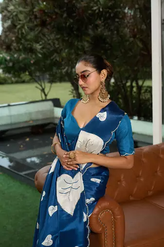 Silk blend teal floral leaf printed handwork  sarees