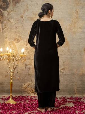 Black color velvet fabric designer embroidery work beautiful partywear suit 2