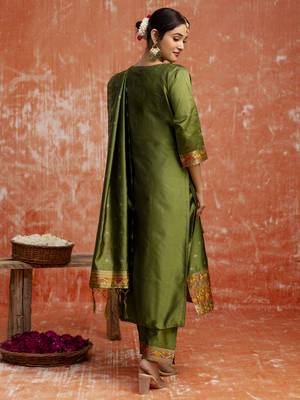 Mahendi color cotton silk blend  fabric readymade kurta set with designer embroidery work 2