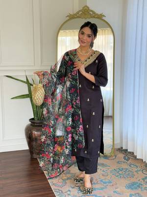 Black color viscosee slub embrodidered readymade kurta set 1
