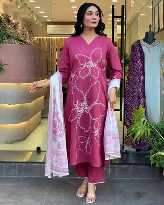 Pink color viscosee chanderi embroidery with printed kurta set with dupatta 1