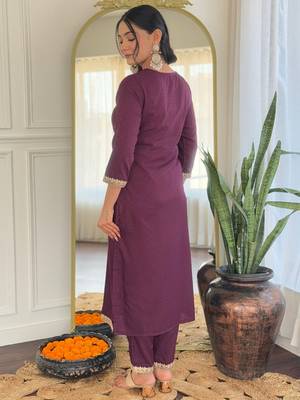 Wine color viscosee rayon embroidery with printed kurta set with dupatta 2