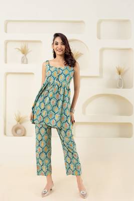 Mint floral grid printed pure cotton sleevelss top 1