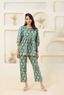 Mint floral grid printed pure cotton top 1