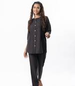 Black pleated band collar shirt