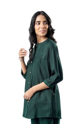 Green pleated band collar shirt 1