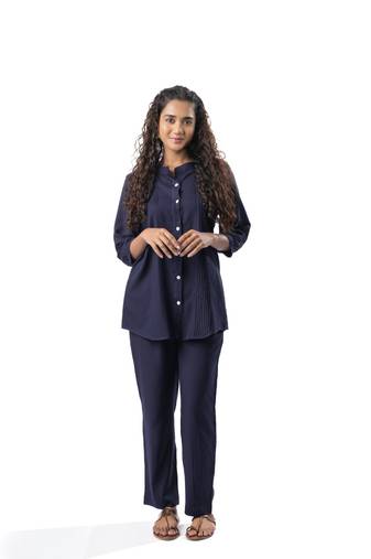 Navy blue pleated band collar shirt