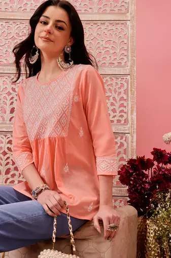Hand embroidered peach cotton lucknowi chikankari short kurti