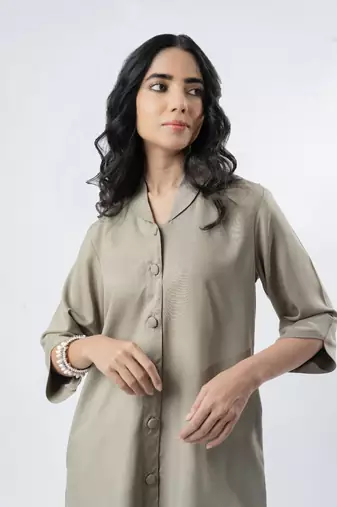 Light mocha shawl collar shirt with curved sleeves