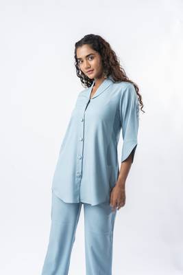 Light blue shawl collar shirt with curved sleeves 2