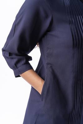 Navy blue pleated band collar shirt 4