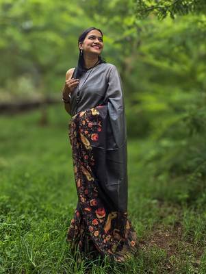 Black printed mixed tussar saree 3
