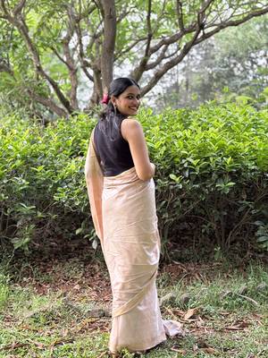 Ivory kota silk blend saree with unstitched blouse piece 2
